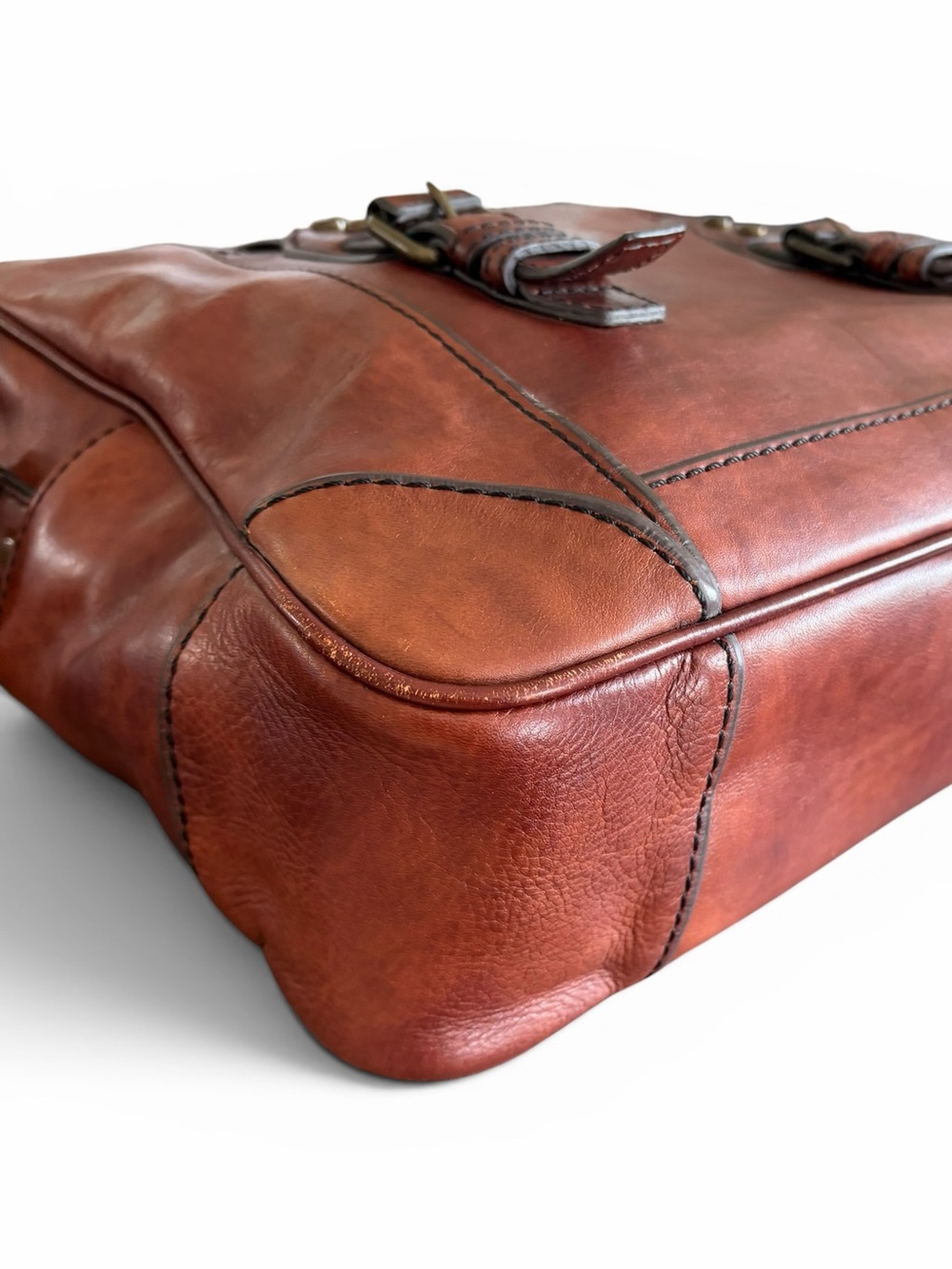 Fossil Chestnut Brown Leather Laptop Bag with Shoulder Strap - Picture 13 of 16
